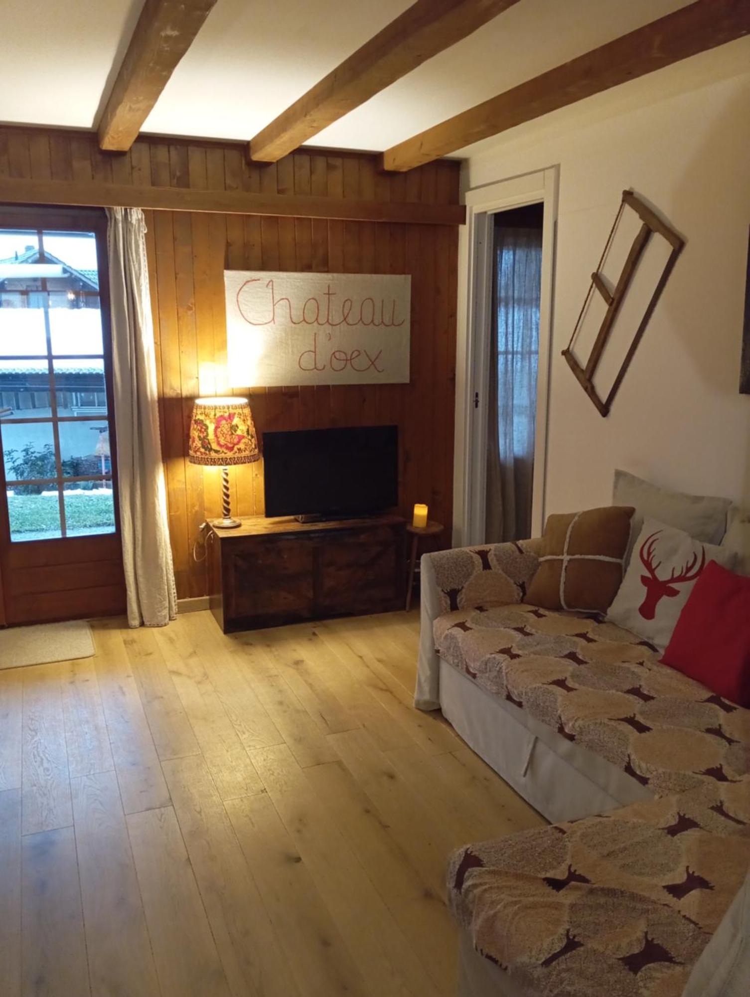 Cozy Apartment In The Heart Of The Alps Chateau-d'Oex Esterno foto