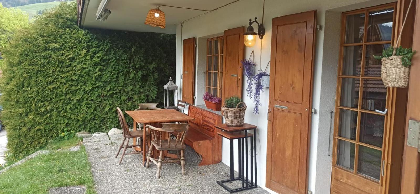 Cozy Apartment In The Heart Of The Alps Chateau-d'Oex Esterno foto